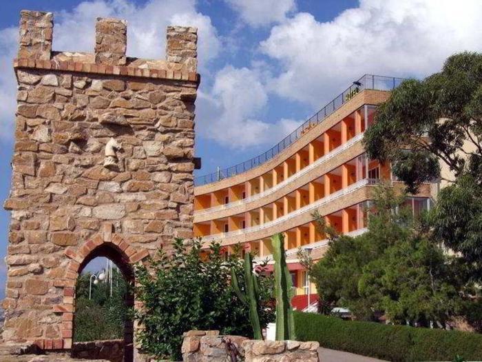 Hotel Ramada Resort by Wyndham Puerto de Mazarron - Bild 1