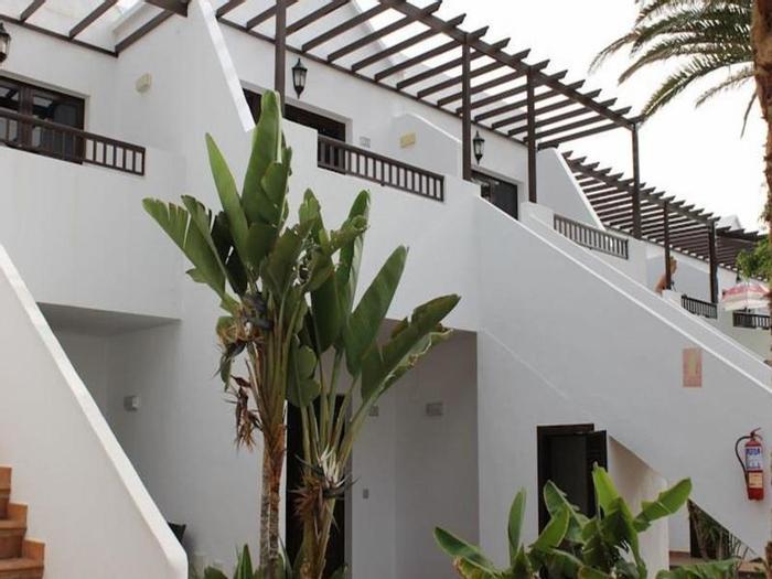 Hotel Apartamentos Fayna & Flamingo Lanzarote - Bild 1