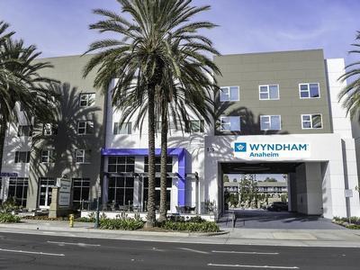 Hotel Wyndham Anaheim - Bild 4