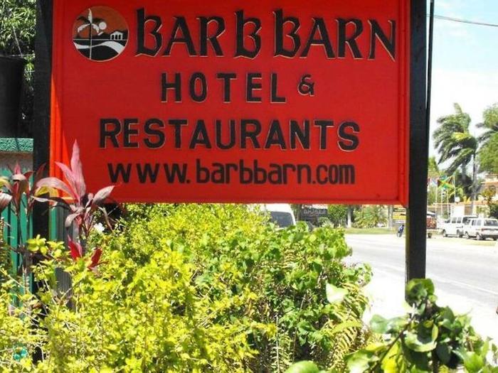 Hotel Bar-B-Barn - Bild 1