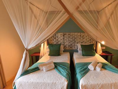 Hotel PheZulu Guest Lodge - Bild 2
