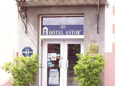 Hotel Astor - Suresnes