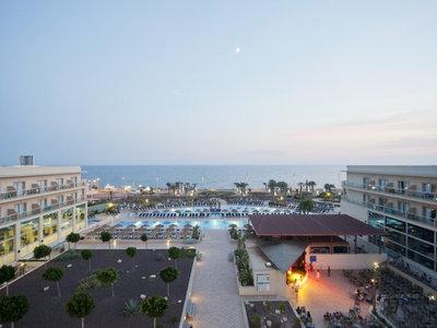 Cabogata Beach Hotel & Spa 