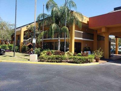 Quality Inn & Suites - Clearwater