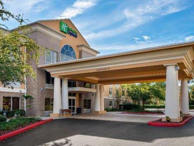 Holiday Inn Express & Suites Palm Coast