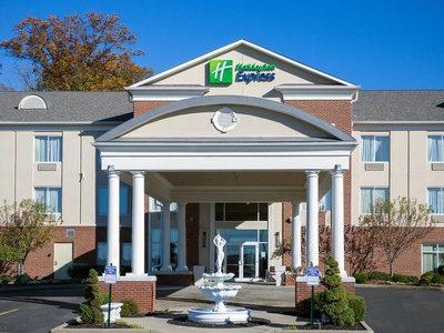 Holiday Inn Express & Suites Youngstown North (Warren/Niles)