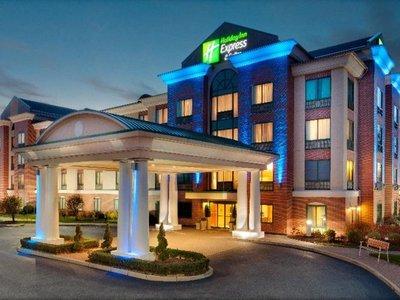 Holiday Inn Express Hotel & Suites Wareick-Providence