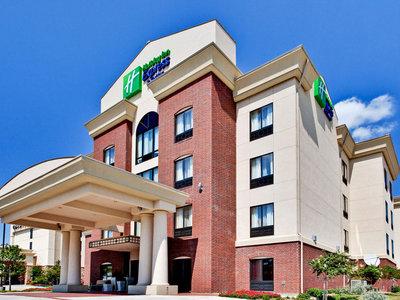 Holiday Inn Express Hotel & Suites West Hurst DFW Airport