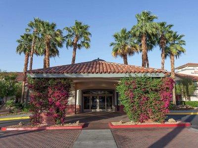 Hilton Garden Inn Palm Springs