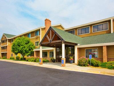AmericInn Lodge & Suites Kearney