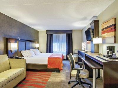 Holiday Inn Express Hotel & Suites Cambridge