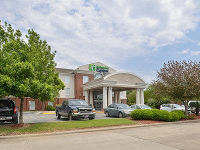 Holiday Inn Express & Suites Lafayette