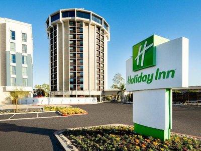 Holiday Inn Long Beach Airport Hotel & Conference Center