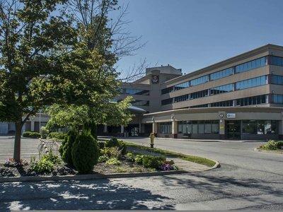 Clarion Hotel & Conference Centre - Fort Erie