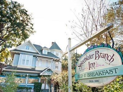 Sweetwater Branch Inn Bed and Breakfast