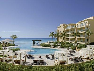 Now Jade Riviera Cancun