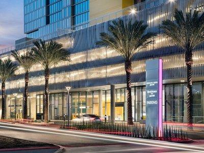 SpringHill Suites San Diego Downtown - Bayfront