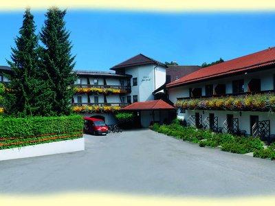 Hotel Zur Post - Büchlberg