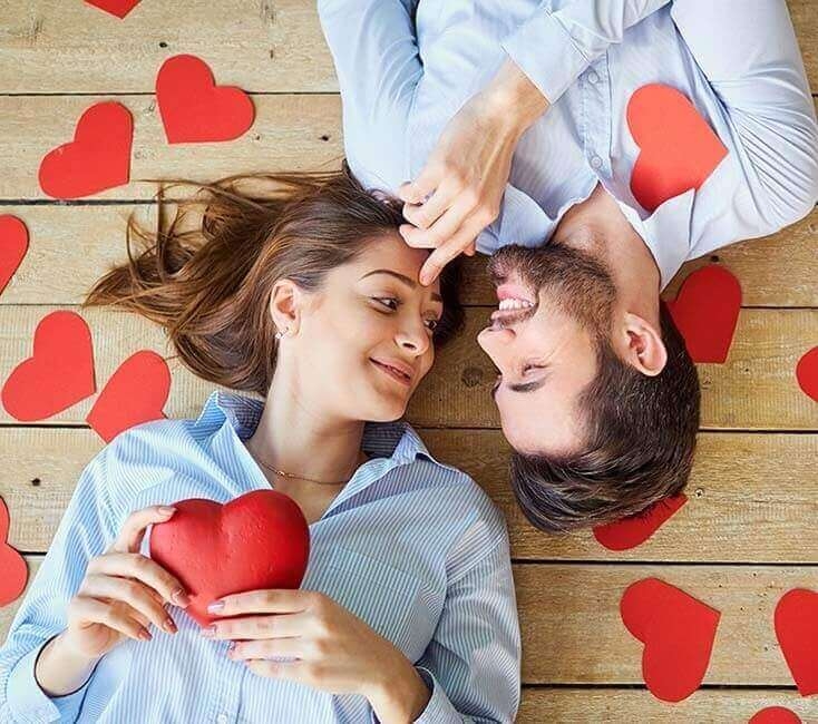 Teaser-Am Valentinstag verreisen Familien, Paare lassen sich Zeit