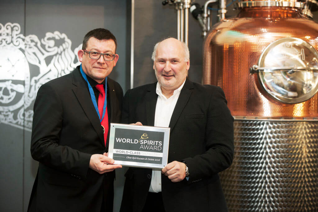 World-Spirits Award - Hubertus Vallendar Preisübergabe