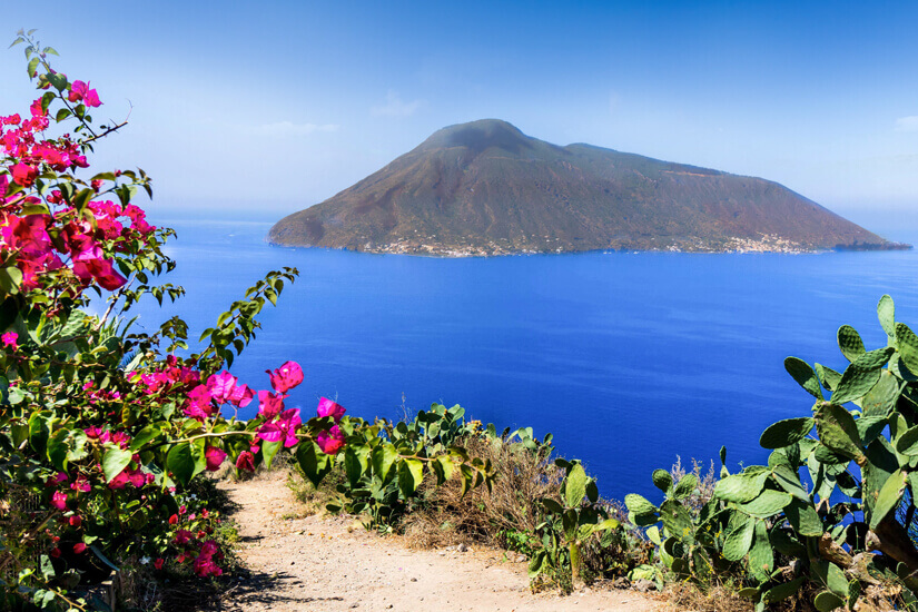 Salina von Lipari aus