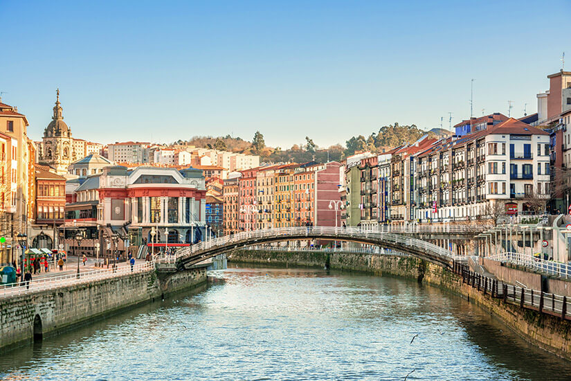 Bilbao liegt am gleichnamigen Fluss