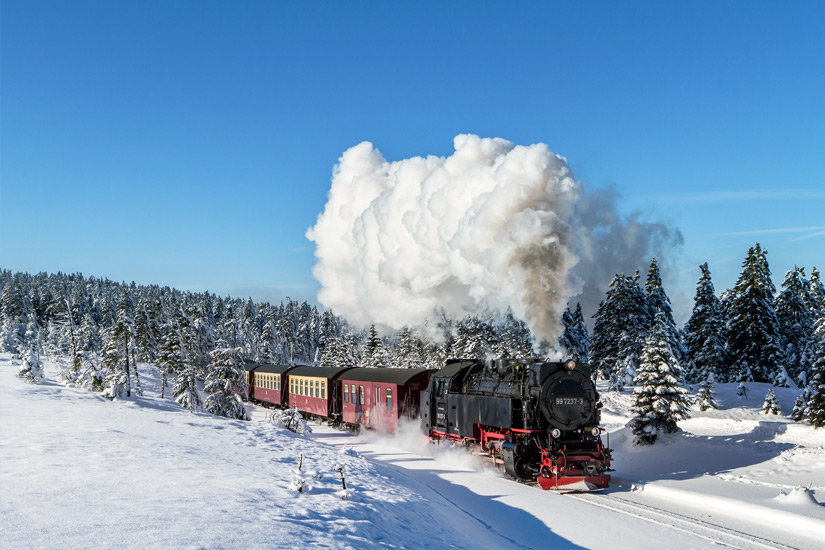 Harzer-Schmalspurbahn-im-Winter