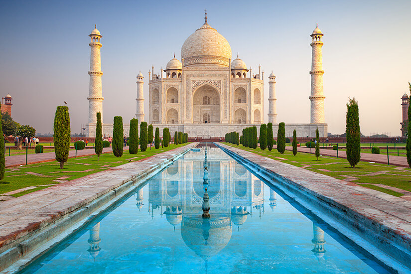 Der Taj Mahal ist ein berühmtes Fotomotiv