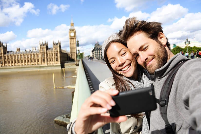 Selfie vorm Westminster Palace in London