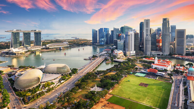Singapur in der Dämmerung