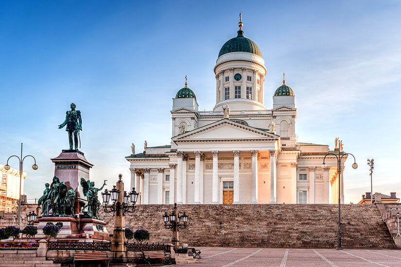 Der imposante Dom zu Helsinki