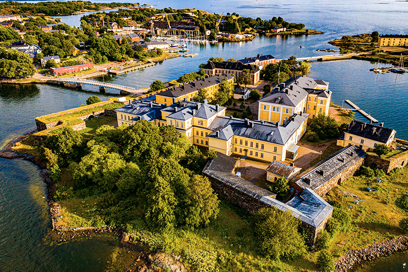 Blick auf Helsinki und Suomenlinna