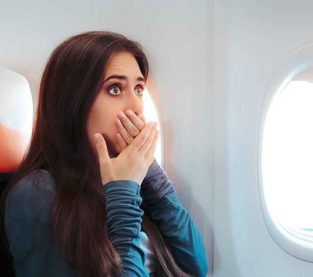 Übergewichtig im Flugzeug: Diese 3 Tricks sollte jeder kennen - wmn