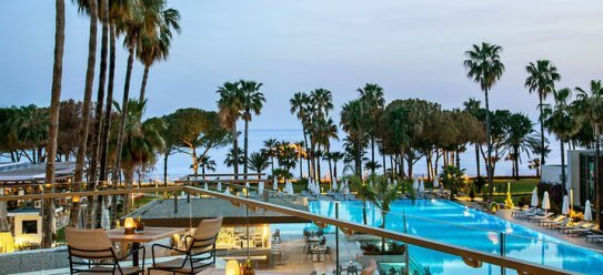 5* Acanthus Cennet Barut Collection
