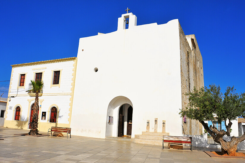 Kirche in Sant Francesc de Formentera