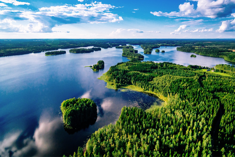 Seenlandschaft in Finnland