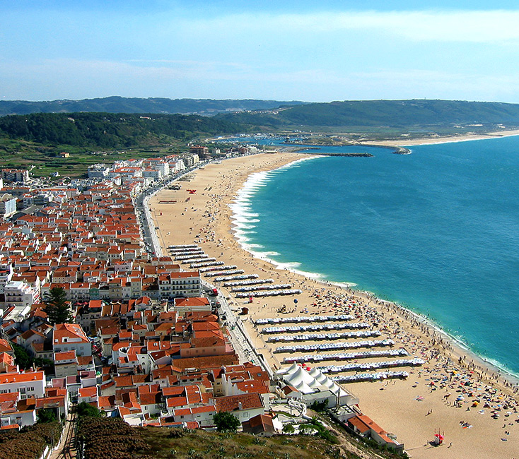 Nazaré in Portugal Tipps für Wellen & Sehenswürdigkeiten