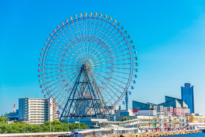 Riesenrad-im-Hafen