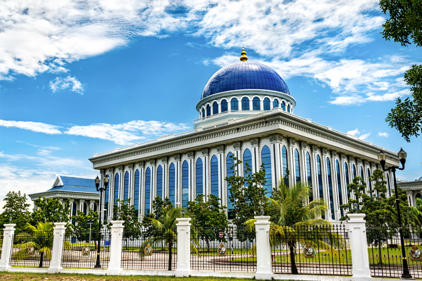 Sitz-des-Legislativrates-von-Brunei