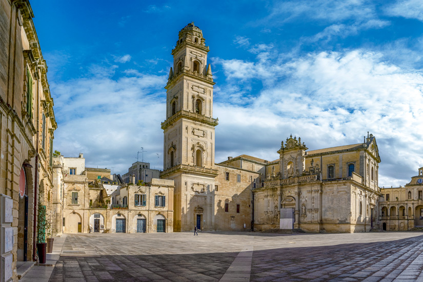 Domplatz-Kathedrale-von-Lecce