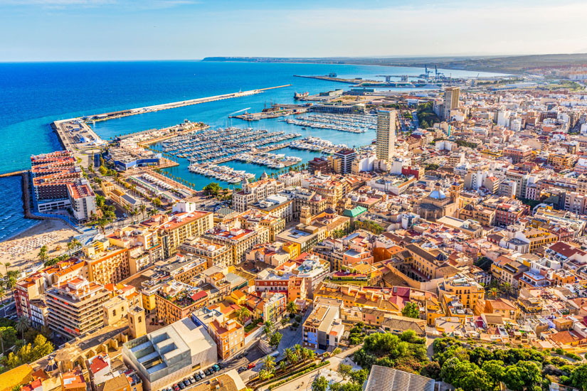 Alicante-aus-der-Luftperspektive
