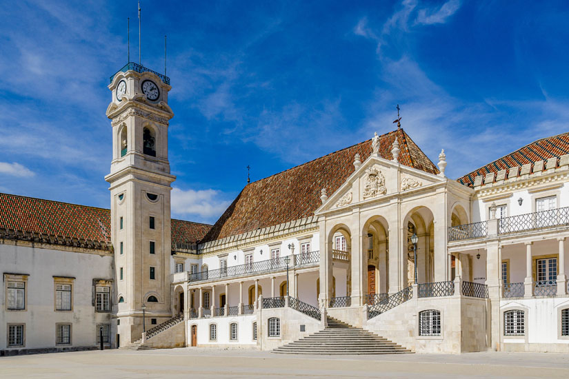 Das-Universitaetsgelaende-in-Coimbra