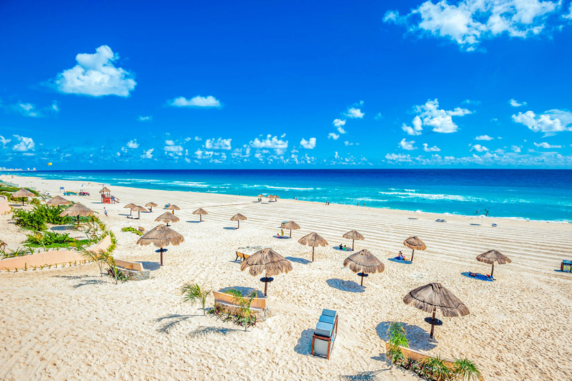 Strand-im-mexikanischen-Cancun