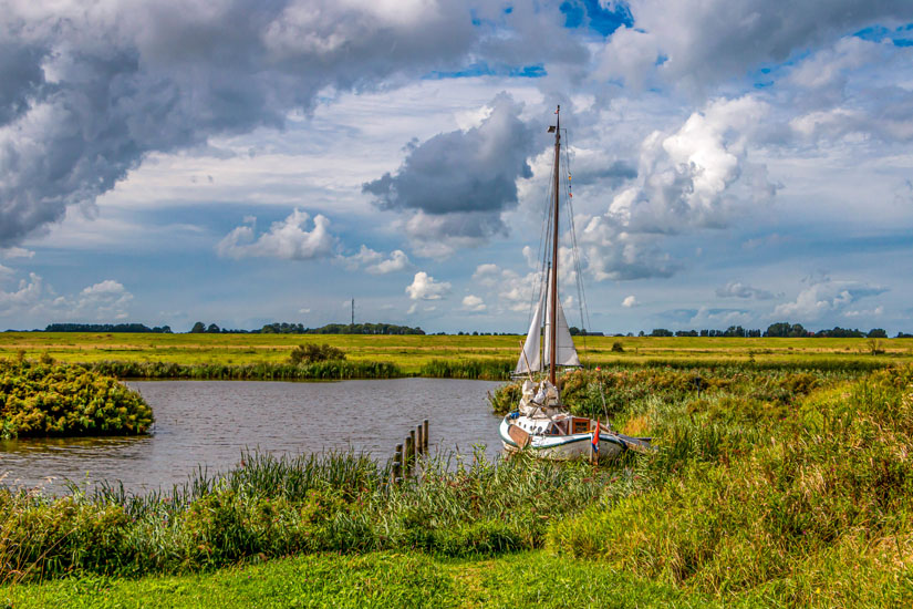 Segelboot-im-Nationalpark-Lauwersmeer