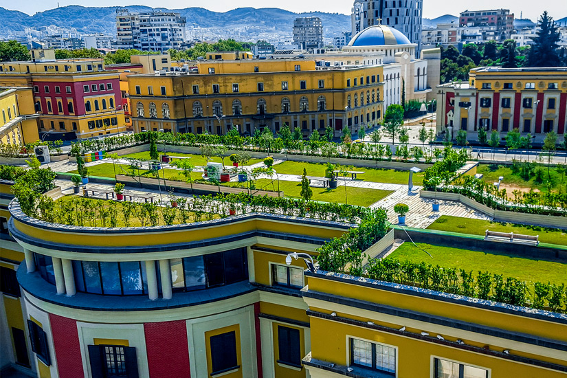 Sonnenschein-ueber-Tirana