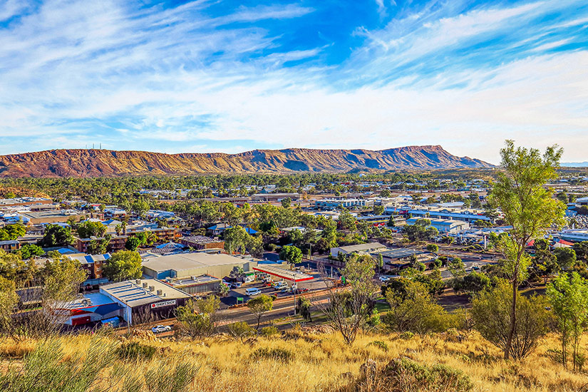 Alice-Springs-inmitten-des-Outbacks