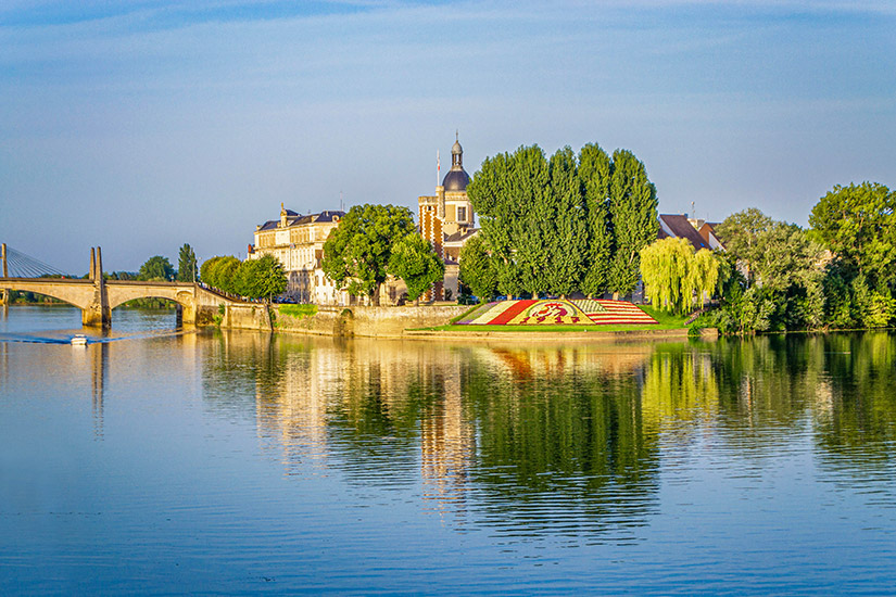 Der-Fluss-Saone-in-Chalon-sur-Saone