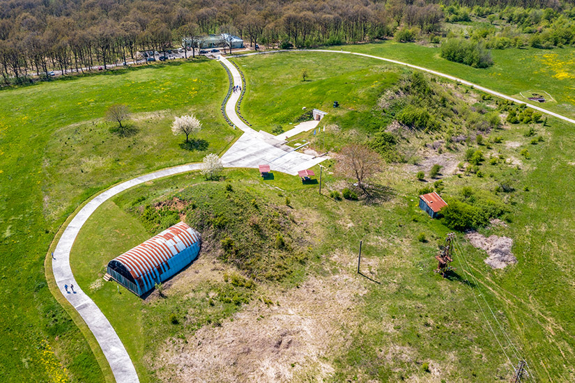 Sveshtari-thrakische-Huegelgraeber