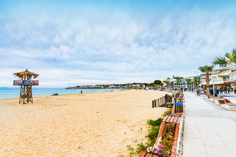Didim-Wachturm-fuer-Rettungsschwimmer Didim-Wachturm-fuer-Rettungsschwimmer