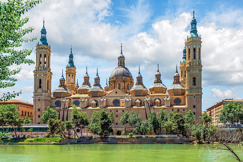 Saragossa-Spanien-Basilica-del-Pilar-Nuestra-Senora